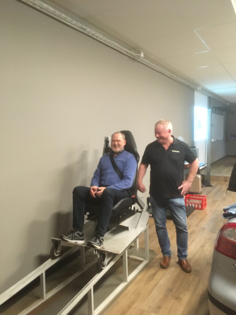 Kinnekulle Ring. Vi fick demonstrerat effekten av en krock i låg hastighet